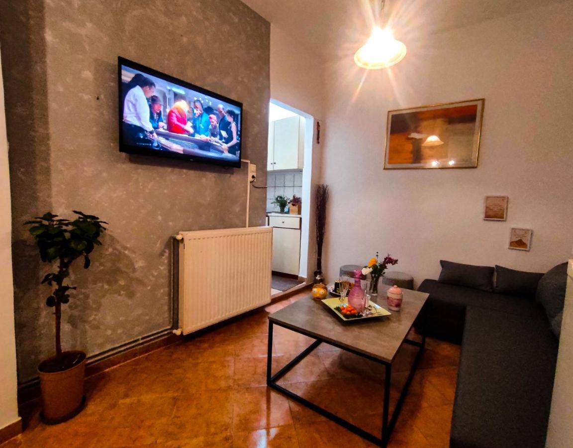 Kastra Bella 2 Bedroom Condo In Corfu Town Kültér fotó